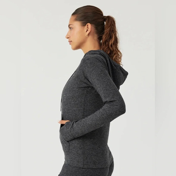 Outdoor Voices Women's Cloudknit Hoodie Size Small In Charcoal Gray - Picture 3 of 9